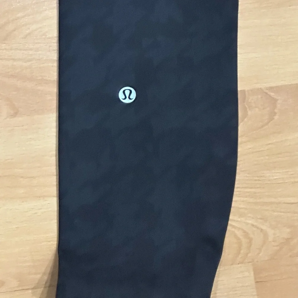 Brand New Lululemon Wunder Train Leggings - Picture 9 of 14